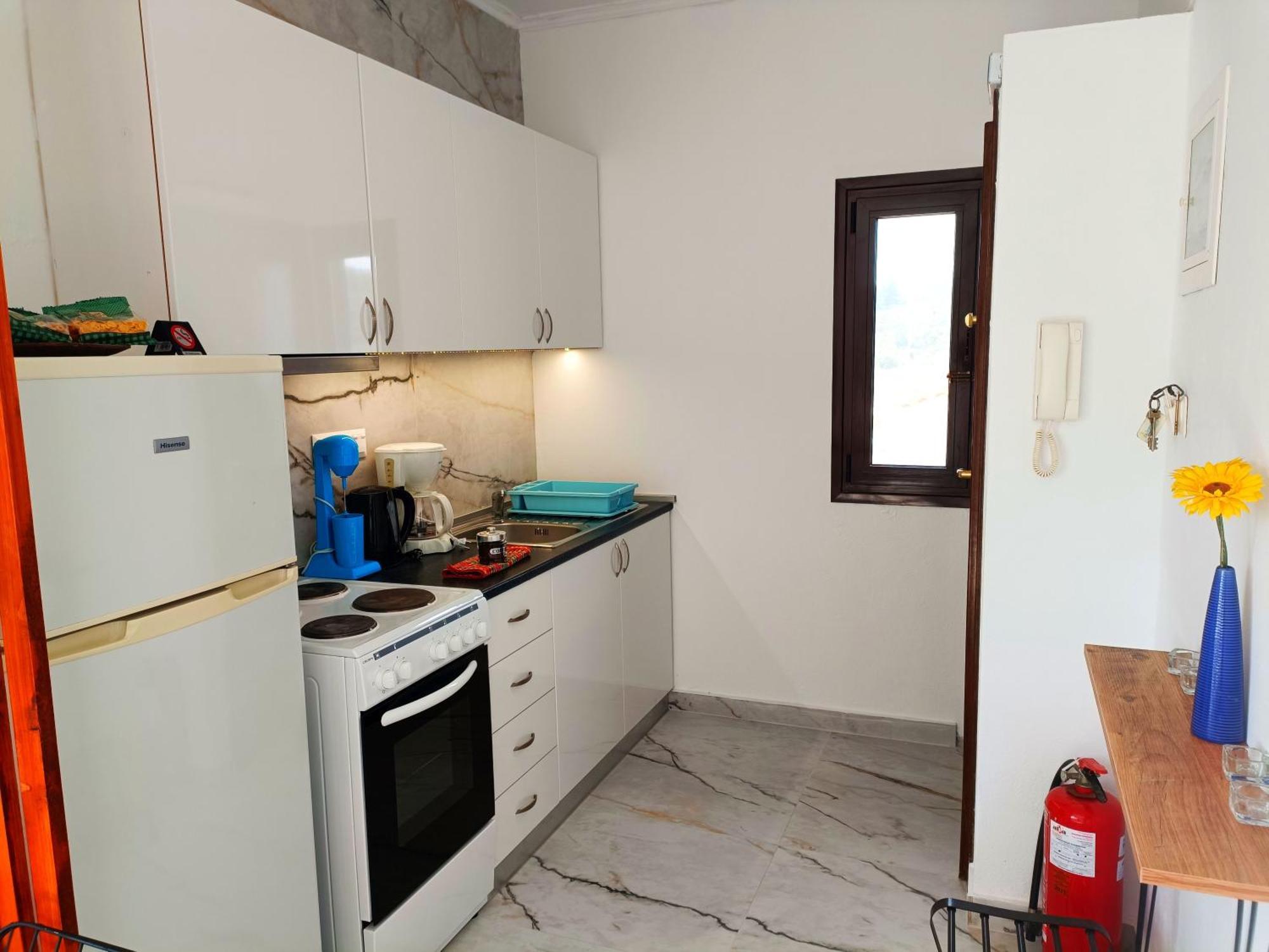 Salonikiou Beach Apartments & Villas Agios Nikolaos  Buitenkant foto