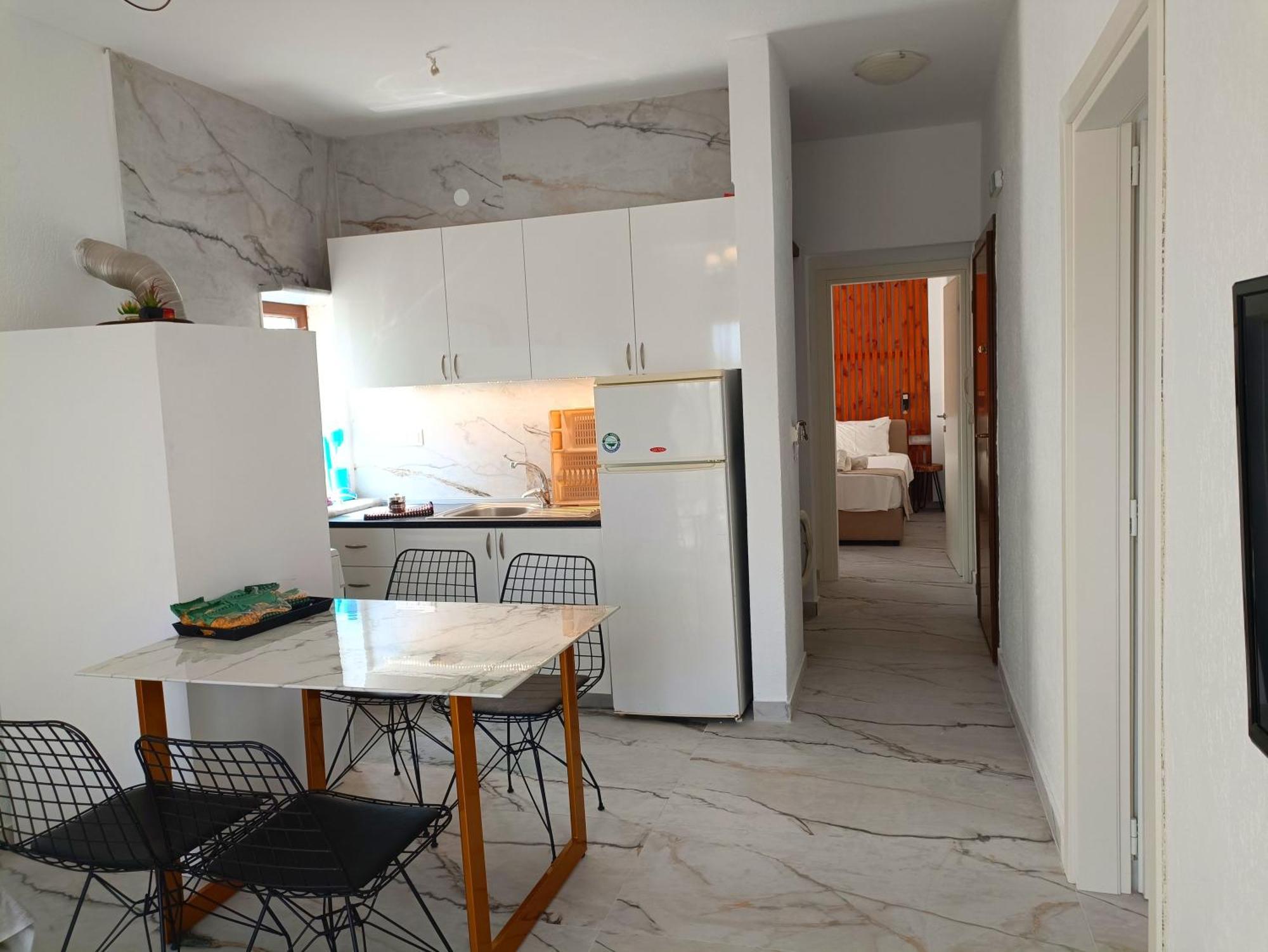 Salonikiou Beach Apartments & Villas Agios Nikolaos  Buitenkant foto